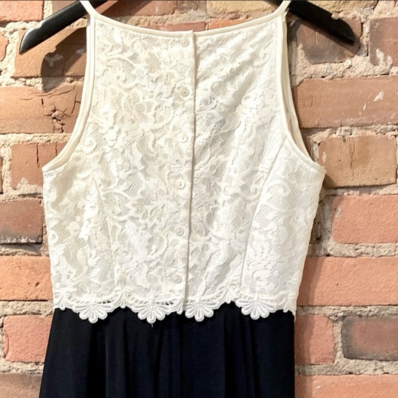 Jessica McClintock Black & Cream Lace Dress.  Size: 7/8 - Picture 7 of 10